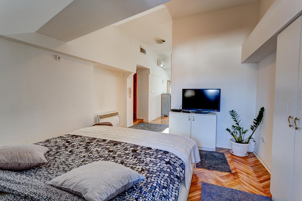 Apartments Selfie Belgrade Central ภายนอก รูปภาพ