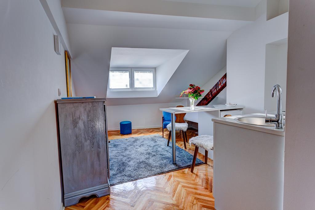 Apartments Selfie Belgrade Central ภายนอก รูปภาพ